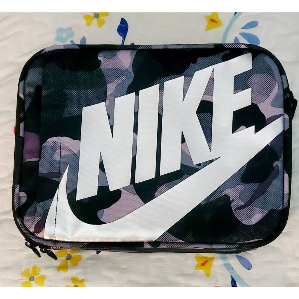NWOT NIKE CAMO LUNCHBOX